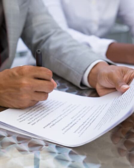 Como encontrar um tradutor juramentado confiável
