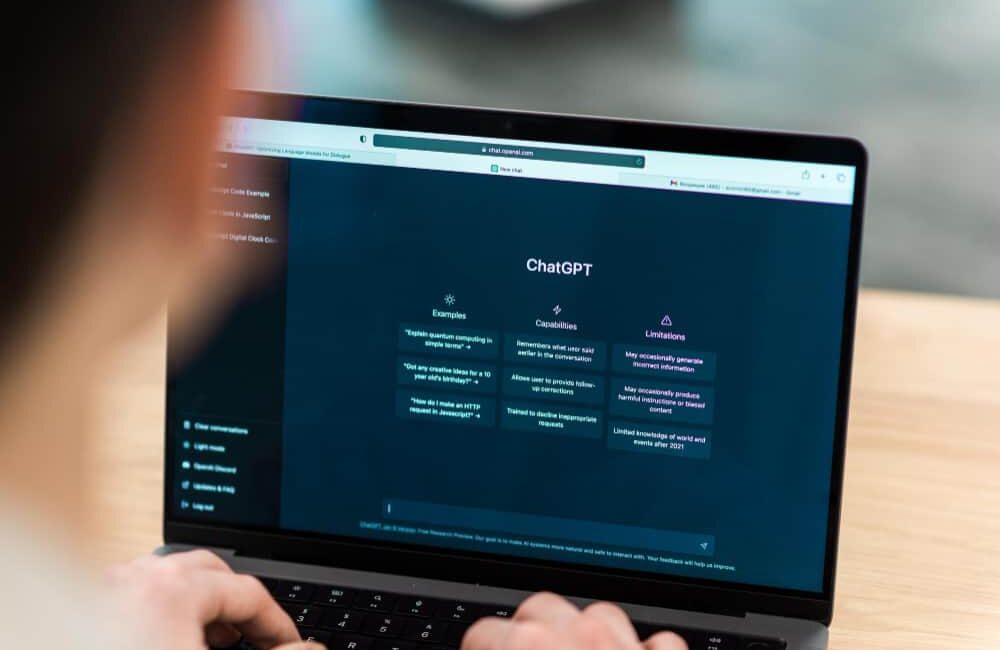 Tradução por IA é confiável? Conheça os benefícios e riscos