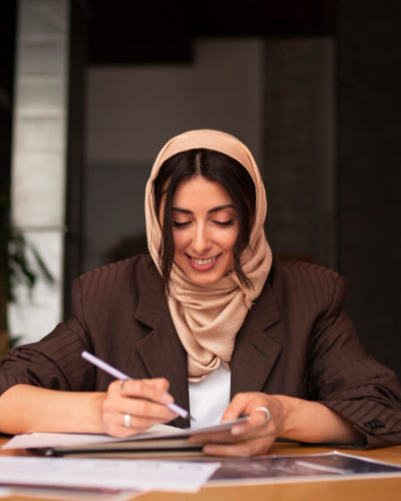 Tradução técnica em árabe: como escolher com segurança