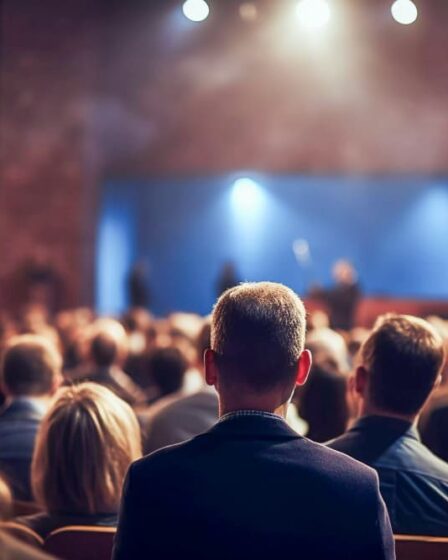 5 erros ao contratar um tradutor para evento